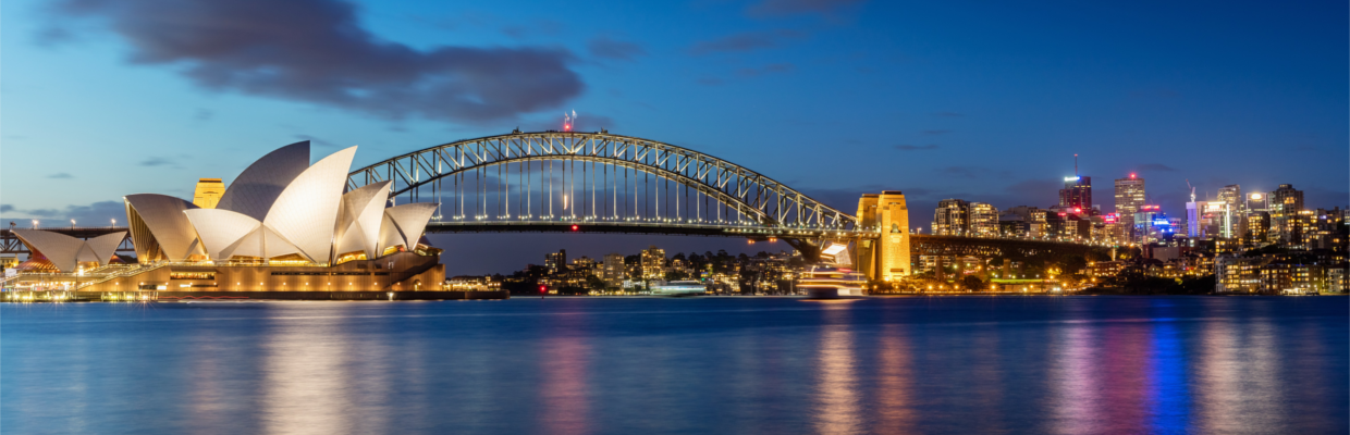 Sydney harbour night view; image used for moving to Australia page.