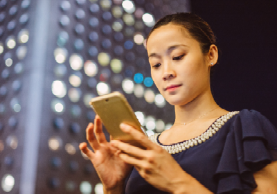 Learn more about HSBC mobile banking; image used for HSBC move money receive page.